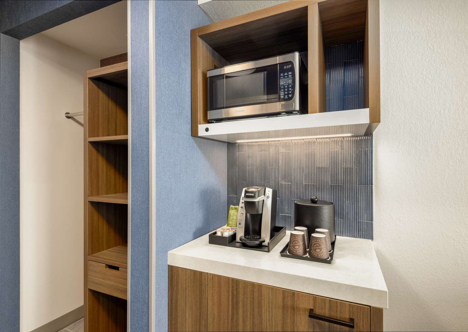 hilton garden inn chicago oak brook