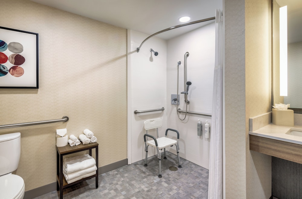 hilton garden inn chicago oak brook