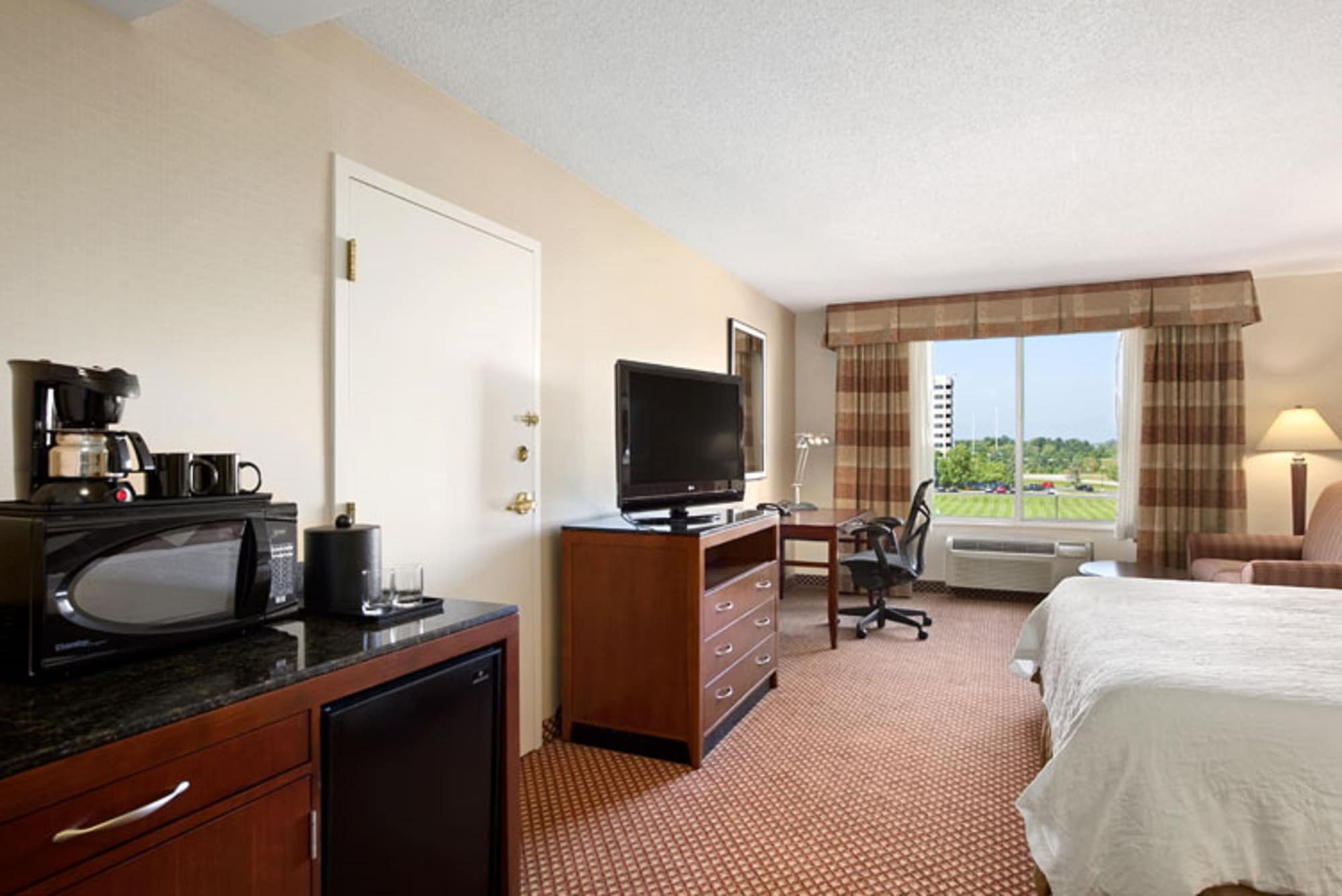 hilton garden inn chicago oak brook