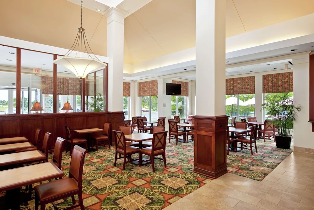 hilton garden inn chicago oak brook