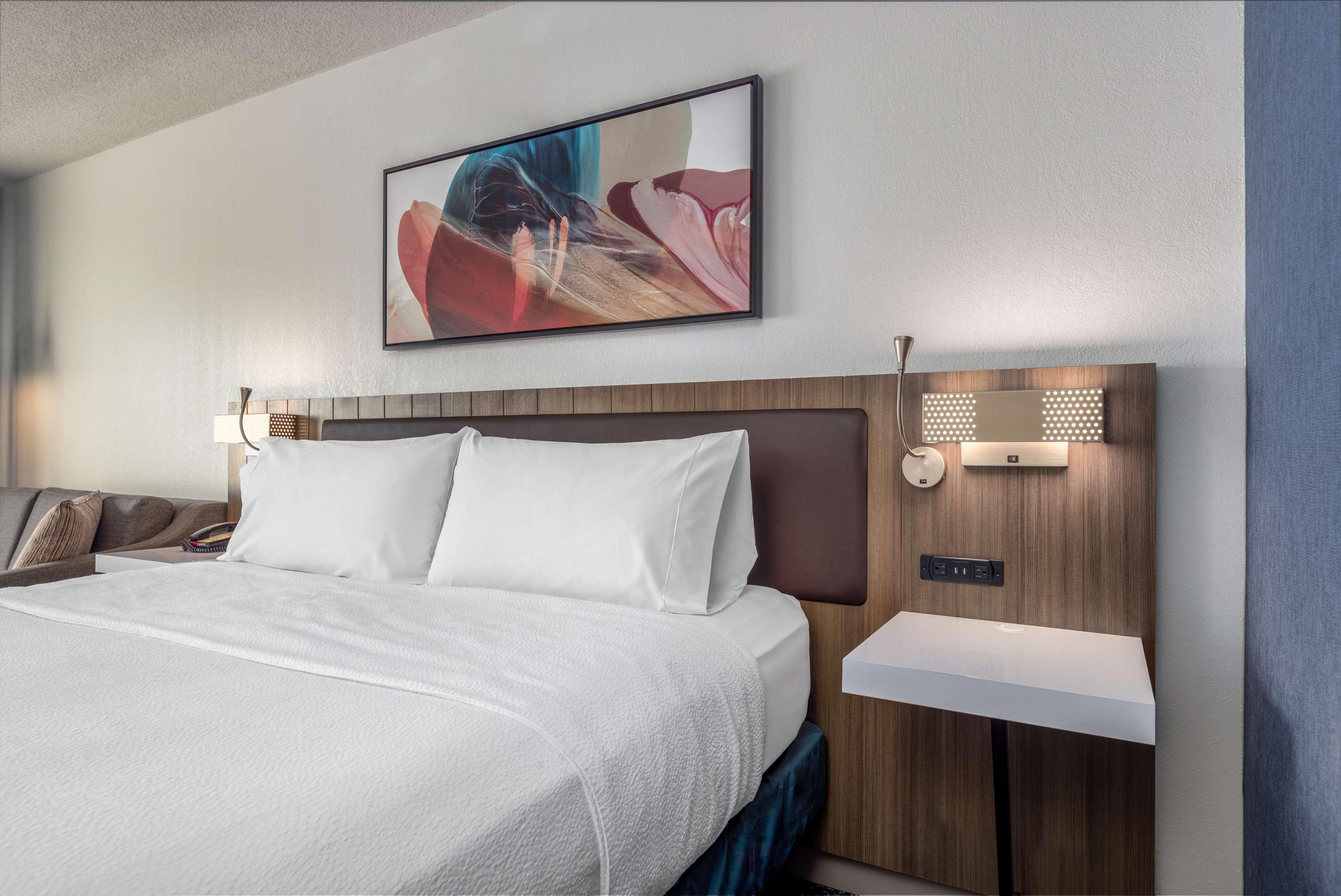 hilton garden inn chicago oak brook