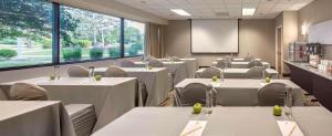 doubletree by hilton chicago schaumburg