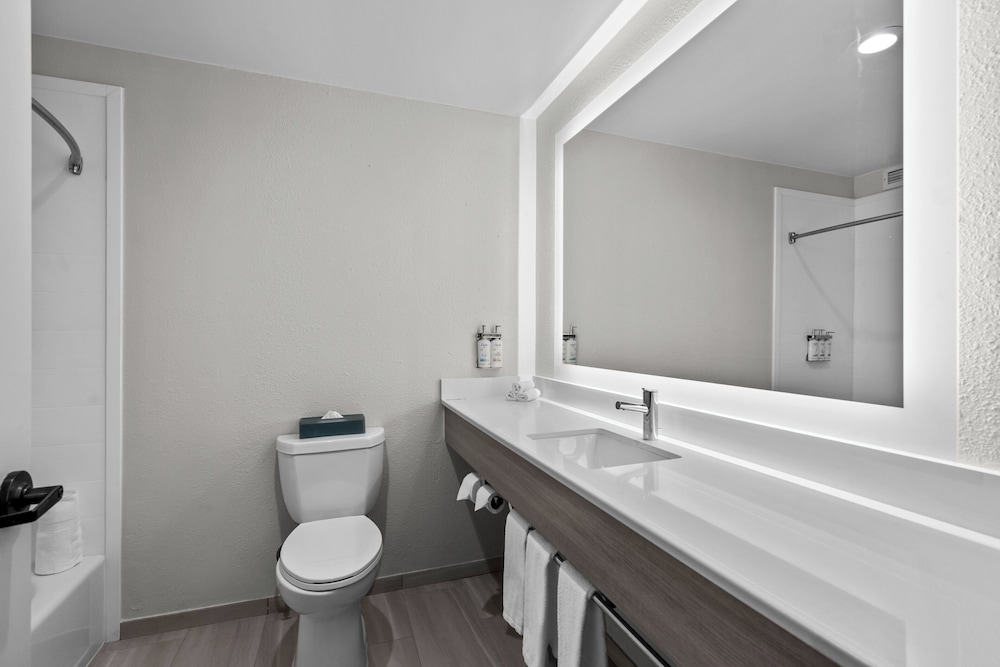 holiday inn express west point by ihg