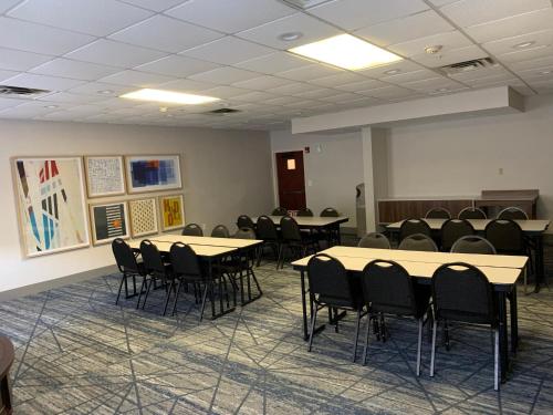 holiday inn express west point by ihg