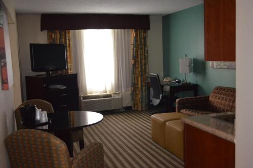 holiday inn express west point by ihg