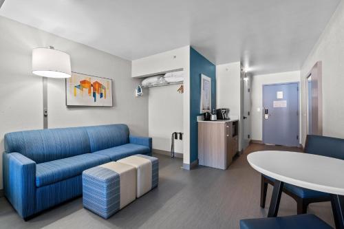 holiday inn express west point by ihg