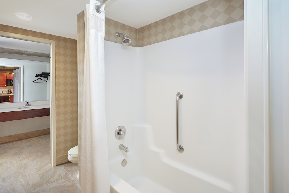 holiday inn and suites chicago carol stream wheaton by ihg