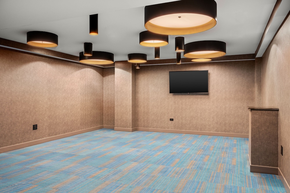holiday inn rolling meadows schaumburg area