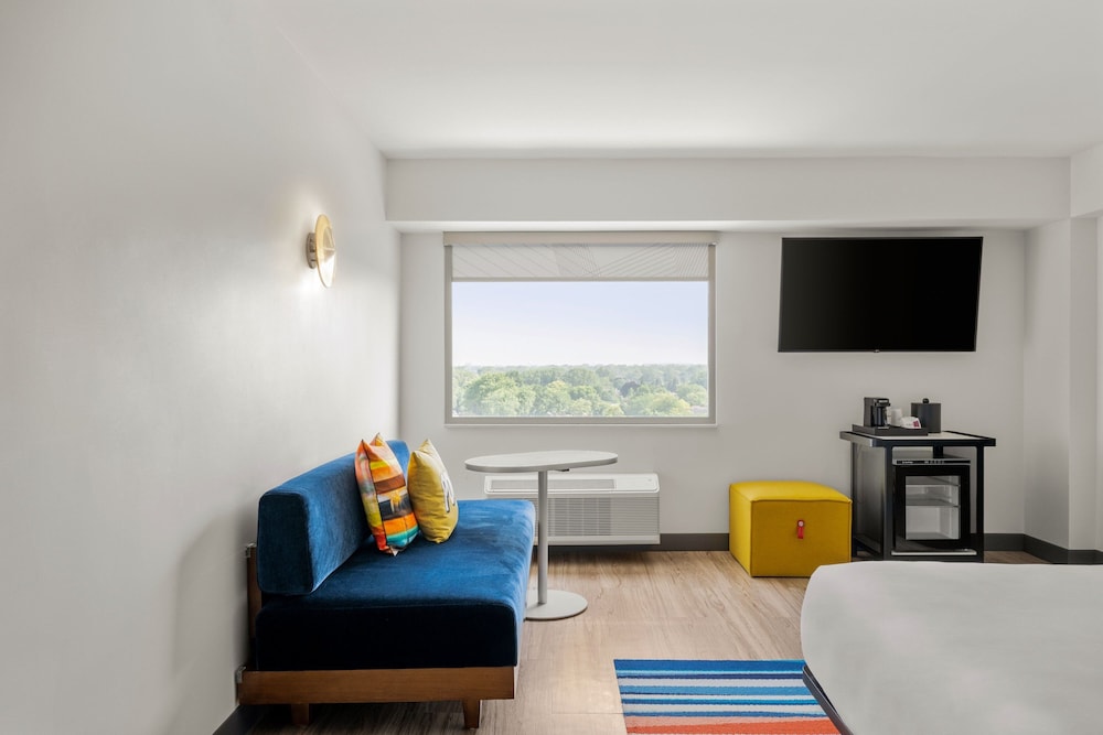 holiday inn rolling meadows schaumburg area