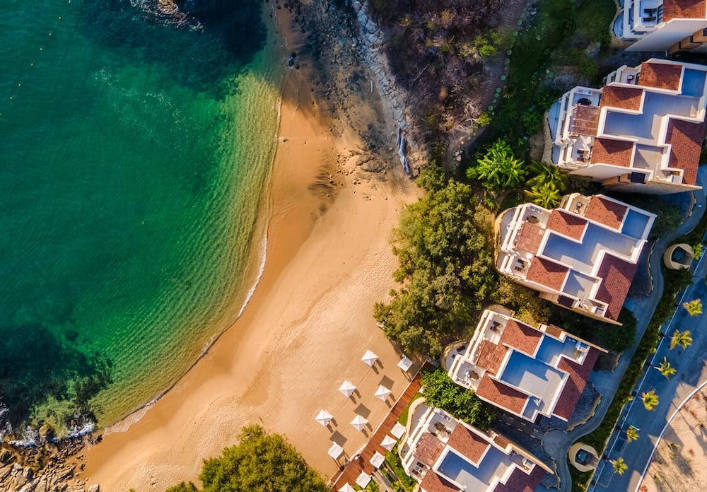 celeste beach residences huatulco curamoria collection