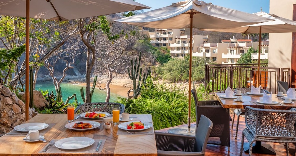 celeste beach residences huatulco curamoria collection