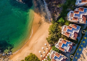 celeste beach residences huatulco curamoria collection