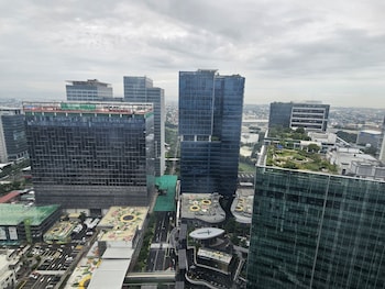 one uptown residence