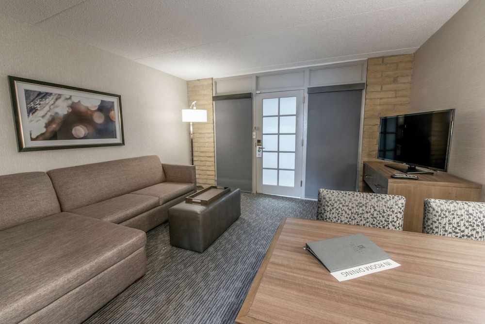 embassy suites by hilton chicago schaumburg woodfield