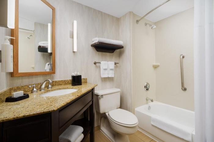 hampton inn by hilton chicago midway airport