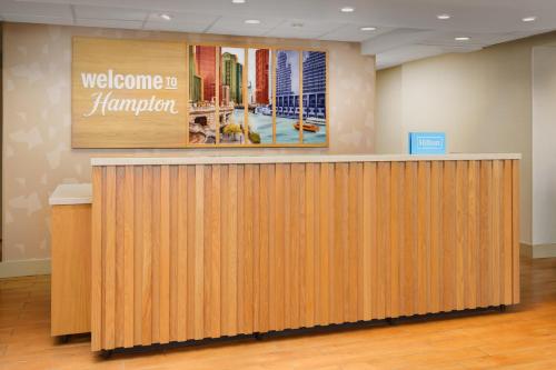 hampton inn by hilton chicago midway airport