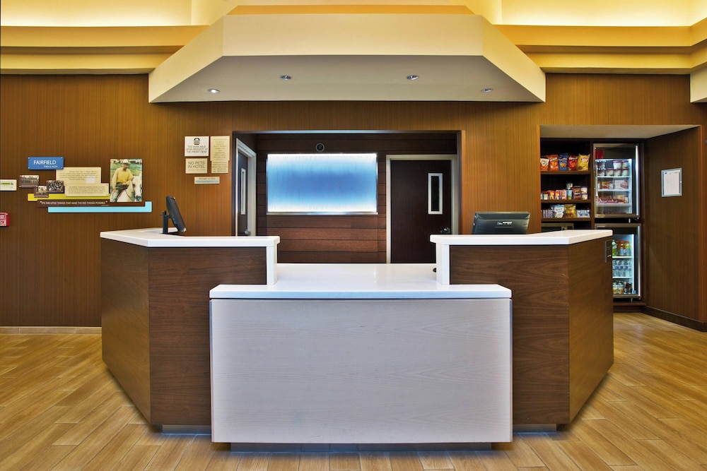 fairfield inn and suites by marriott chicago midway airport