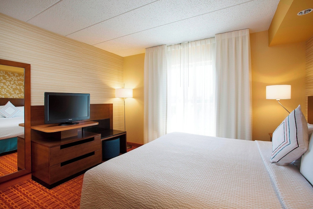 fairfield inn and suites by marriott chicago midway airport