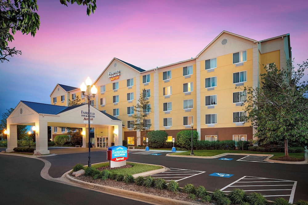 fairfield inn and suites by marriott chicago midway airport