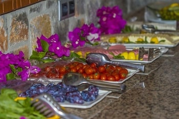 magic tulip hotel