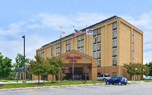hampton inn chicago carol stream