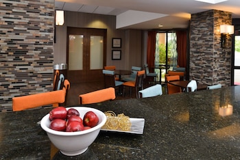 Hampton Inn Chicago-Carol Stream,Chicago>>Carol Stream,3 star
