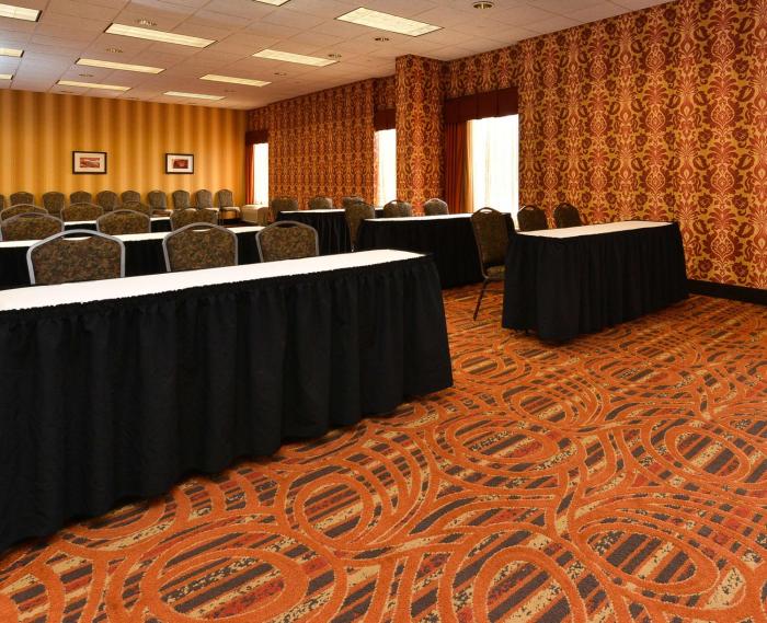 hampton inn chicago carol stream