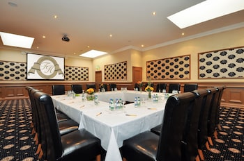 flannerys hotel galway