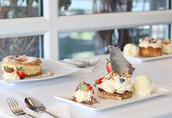 flannerys hotel galway