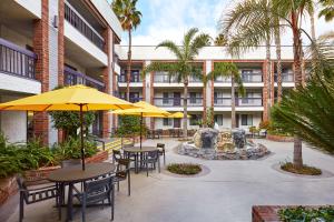 Best Western Plus Meridian Inn & Suites, Anaheim-Orange,Garden Grove>>Anaheim,3 star