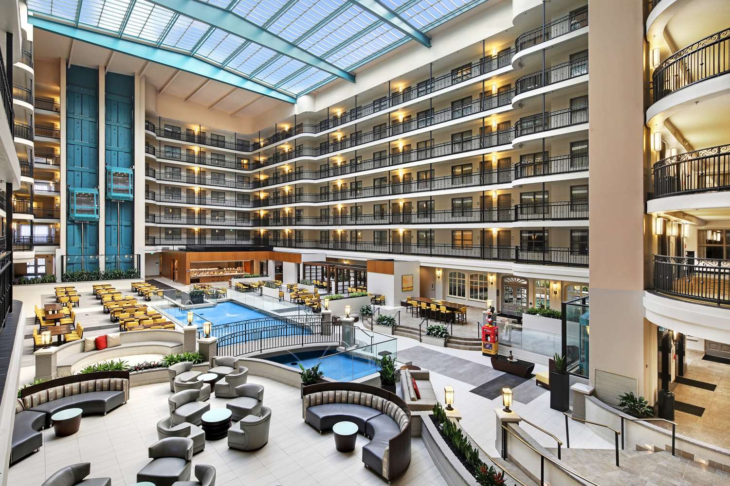 embassy suites by hilton anaheim north
