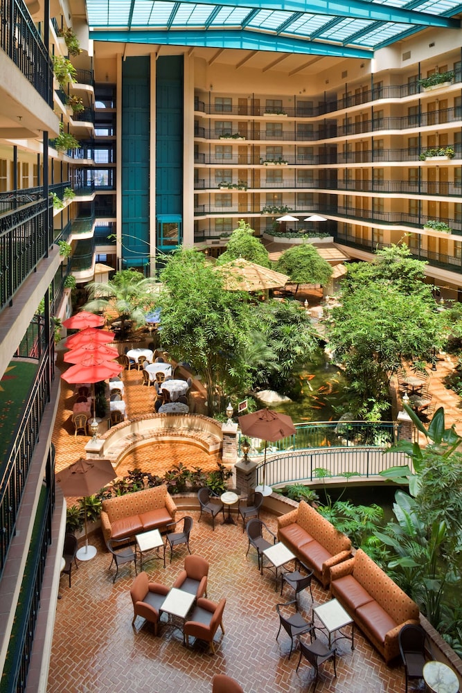 embassy suites by hilton anaheim north