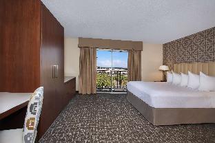 embassy suites by hilton anaheim north