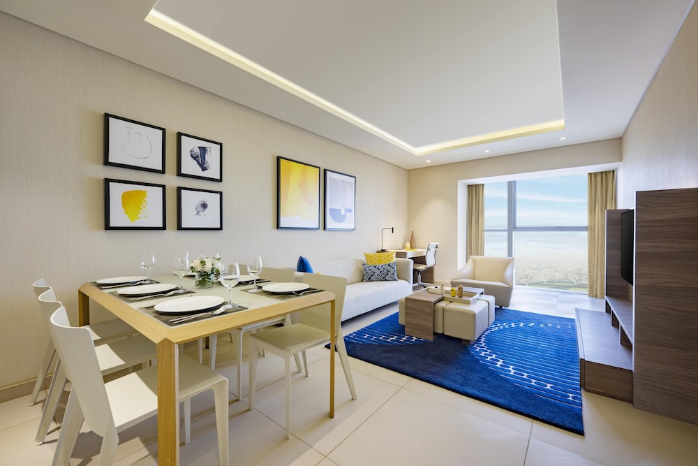 voco doha west bay suites hotel