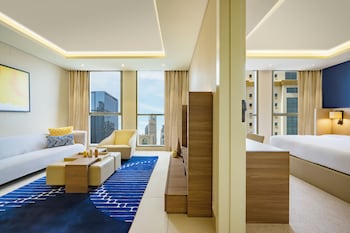 voco doha west bay suites hotel