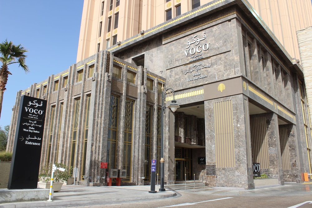 voco doha west bay suites hotel