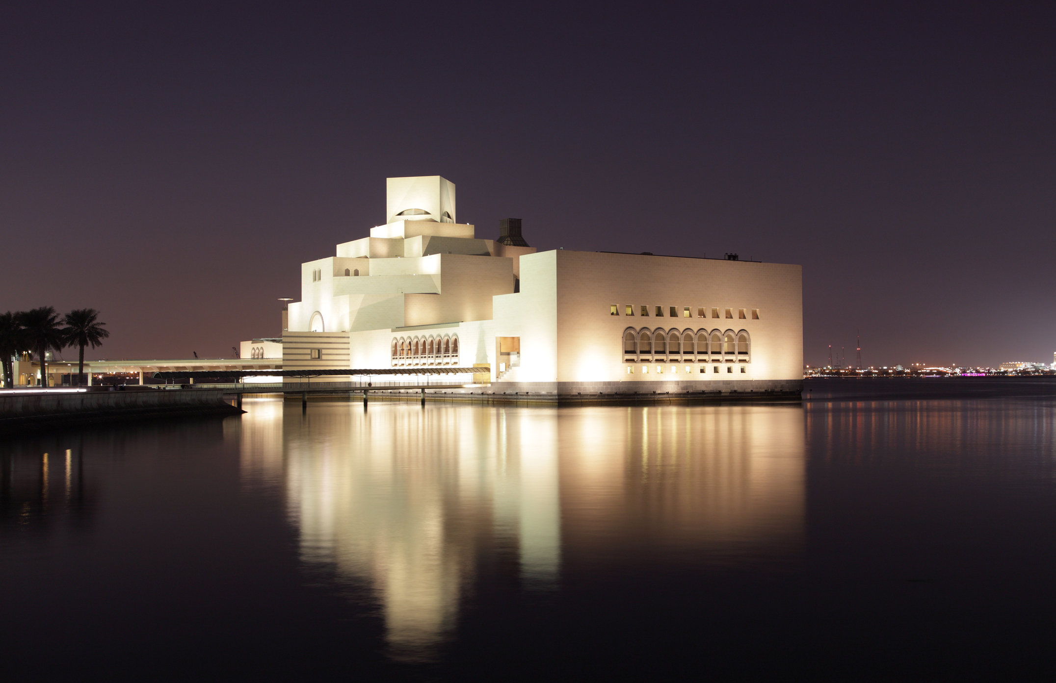 voco doha west bay suites hotel