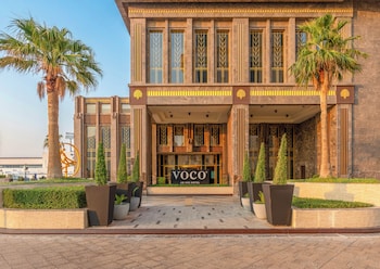 Voco Doha West Bay Suites Hotel,,5 star