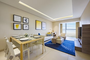 Voco Doha West Bay Suites Hotel,,5 star