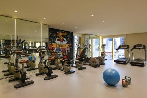 voco doha west bay suites hotel
