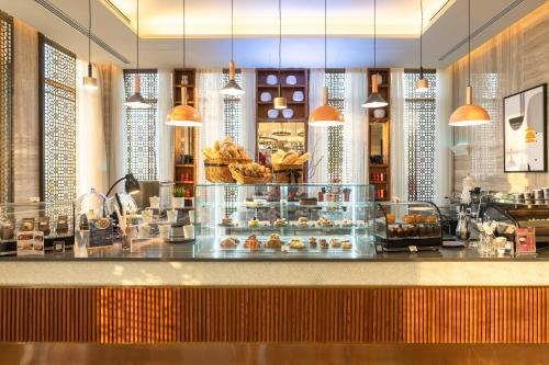 voco doha west bay suites hotel