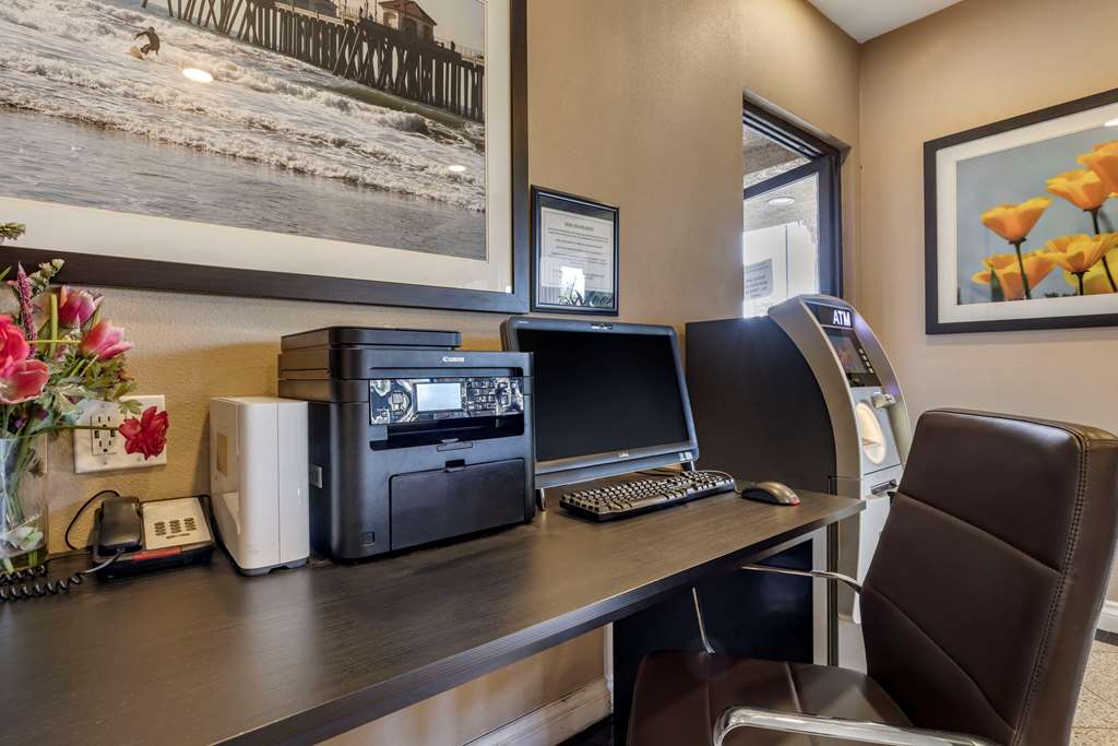 comfort inn and suites huntington beach