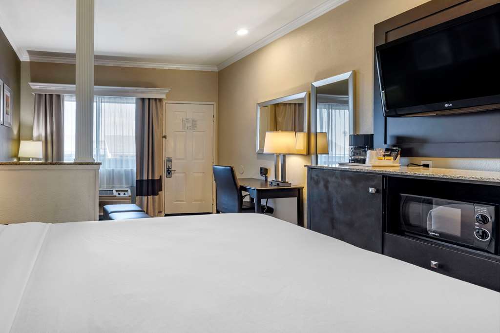 comfort inn and suites huntington beach