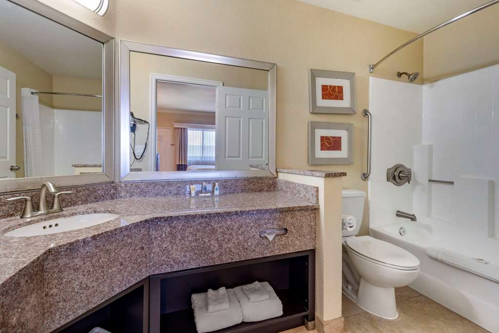 comfort inn and suites huntington beach