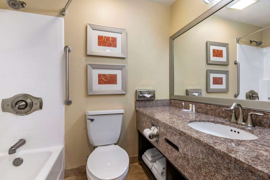 comfort inn and suites huntington beach