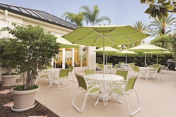 hilton garden inn anaheim garden grove