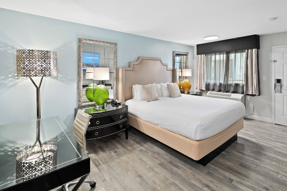 art hotel laguna beach