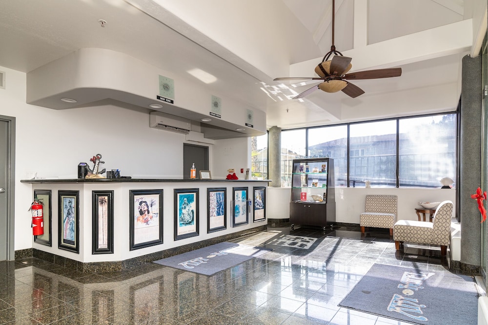 art hotel laguna beach