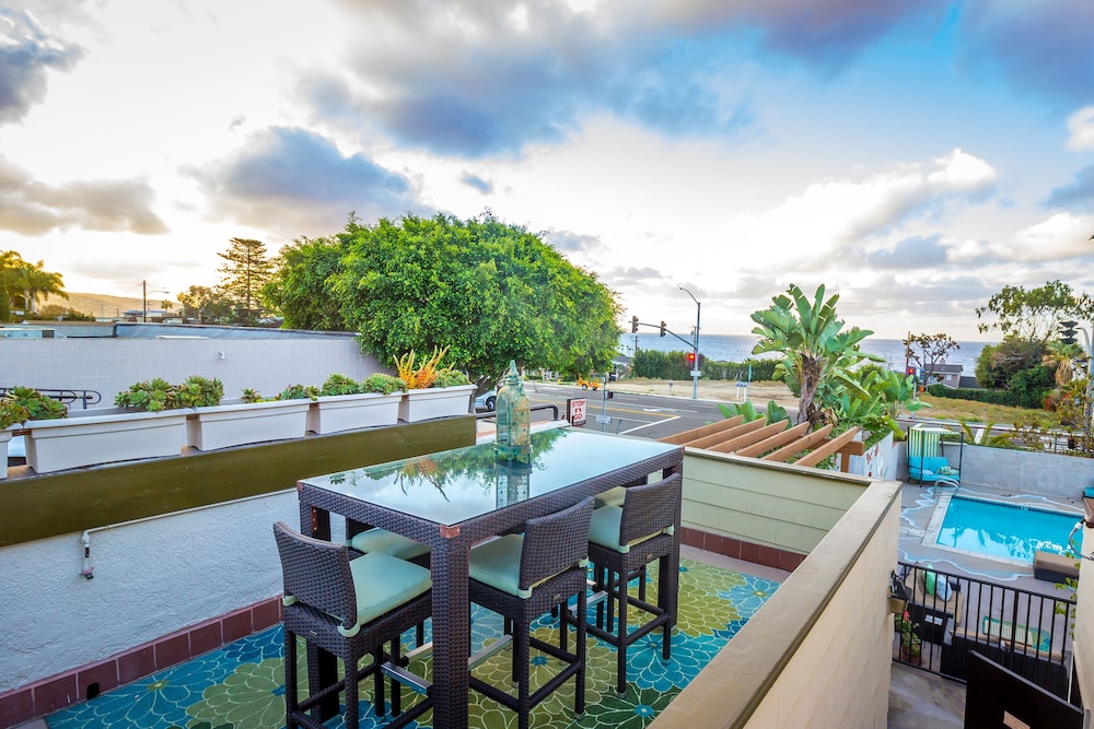 art hotel laguna beach