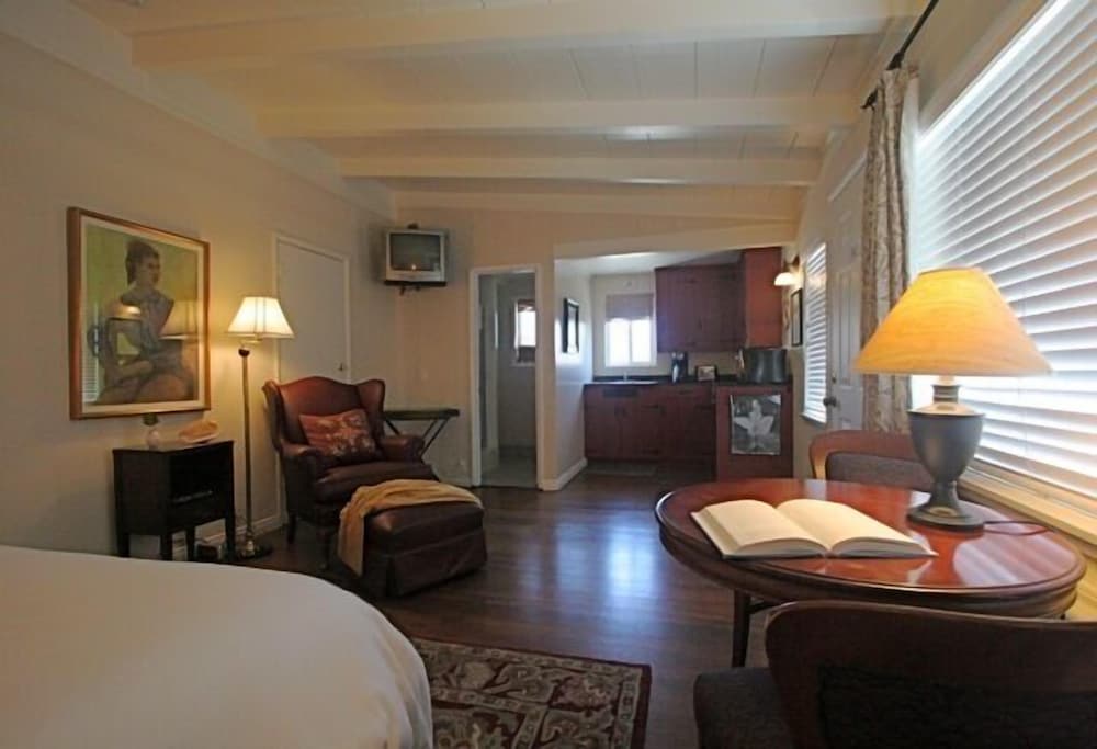 the tides laguna beach